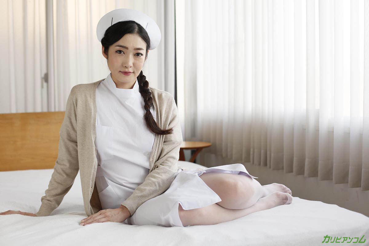 巨尻で美熟女の看護師が入院患者に生中出しの性処理 江波りゅう