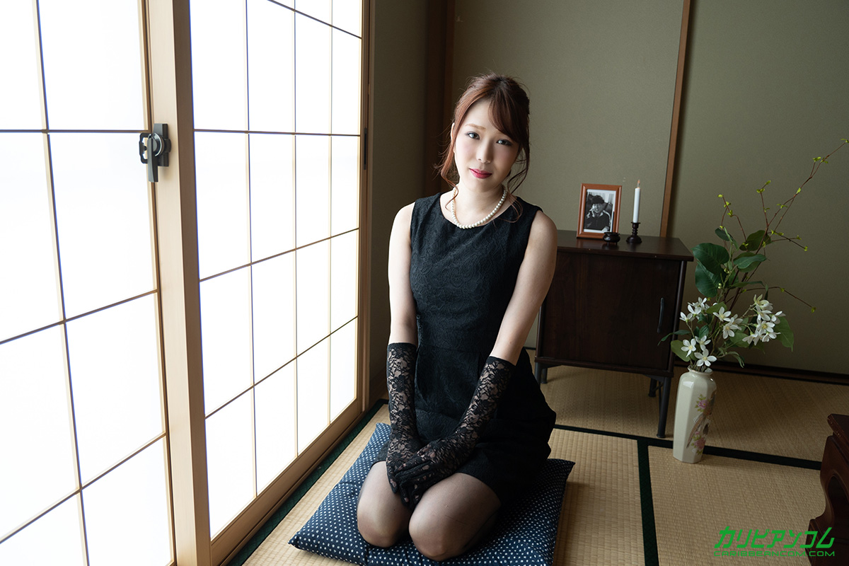 義姉は色情未亡人